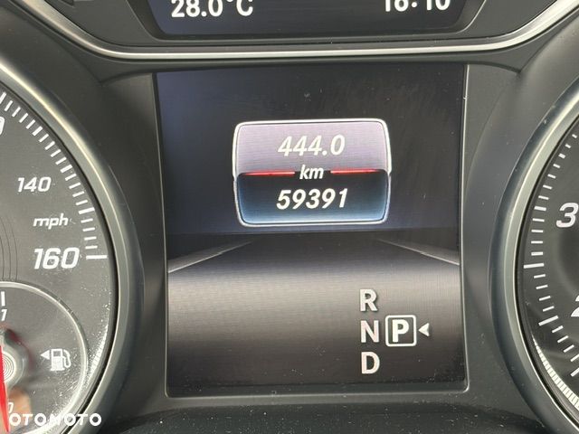 Mercedes-Benz GLA 250 4-Matic - 8