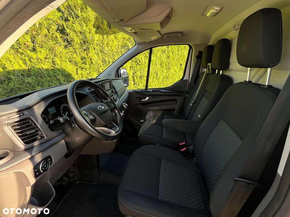 Ford Transit Custom - 22