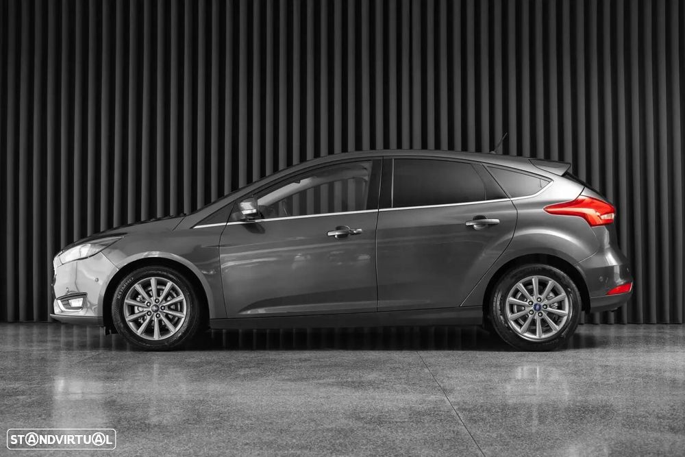 Ford Focus - 3
