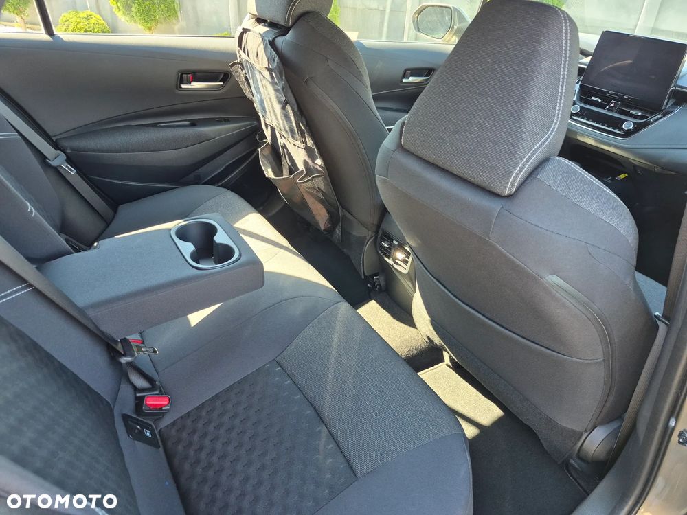 Toyota Corolla 1.8 Hybrid Comfort - 8