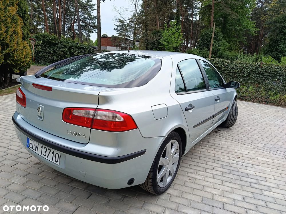 Renault Laguna - 8