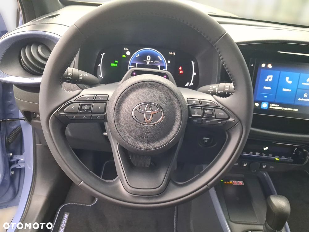 Toyota Aygo X Hybrid 1.5 Style e-CVT - 12