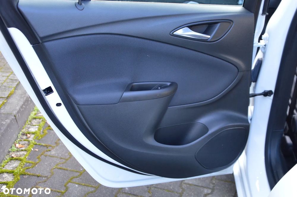 Opel Astra 1.2 Turbo Elegance - 28