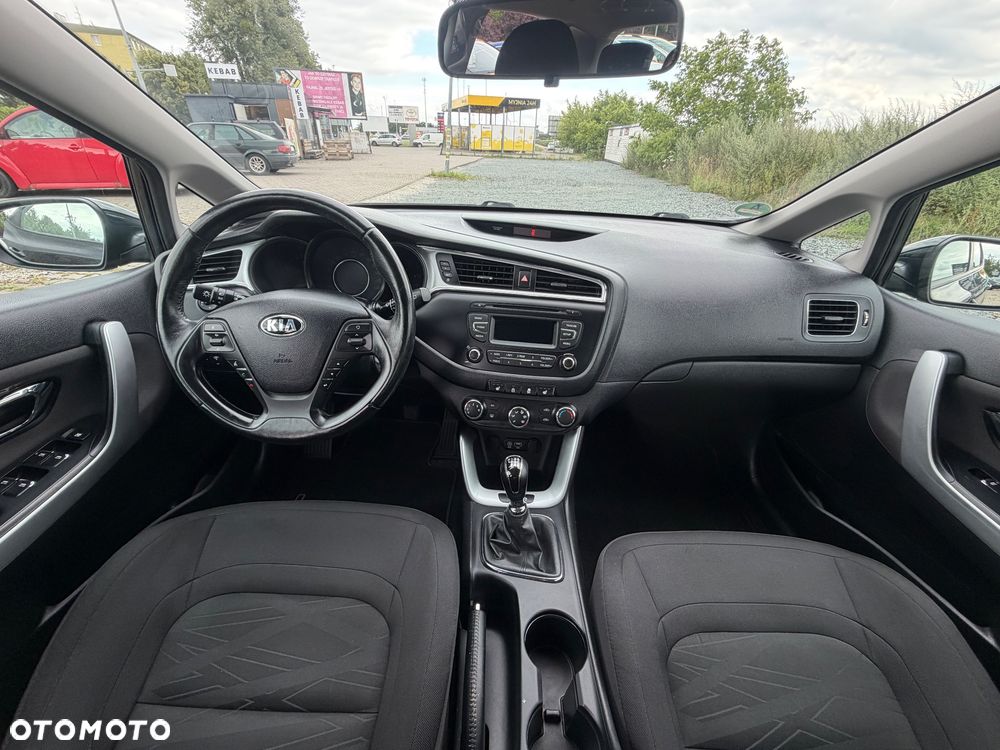 Kia Ceed 1.4 L - 7