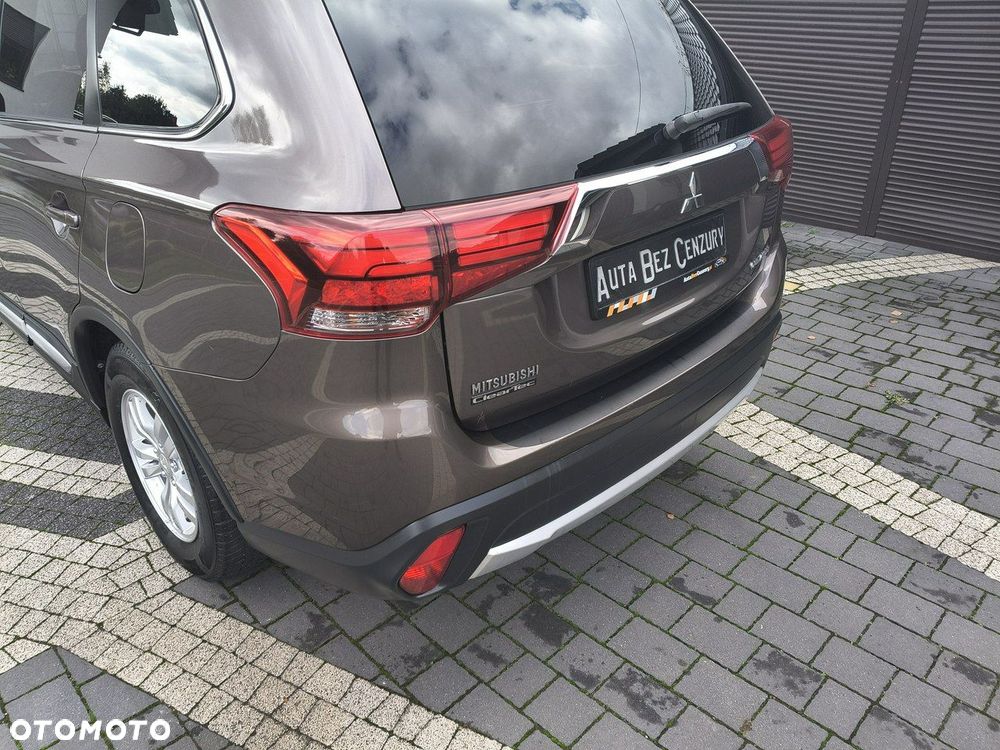 Mitsubishi Outlander - 25