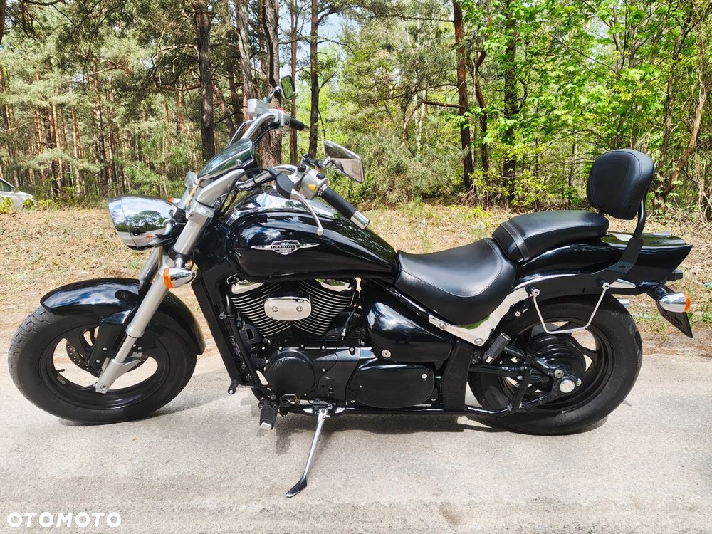 Suzuki Intruder - 1