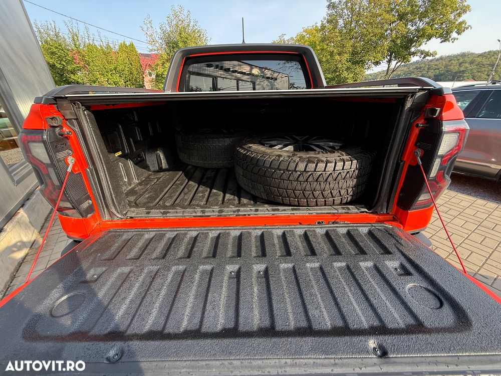 Ford Raptor - 20