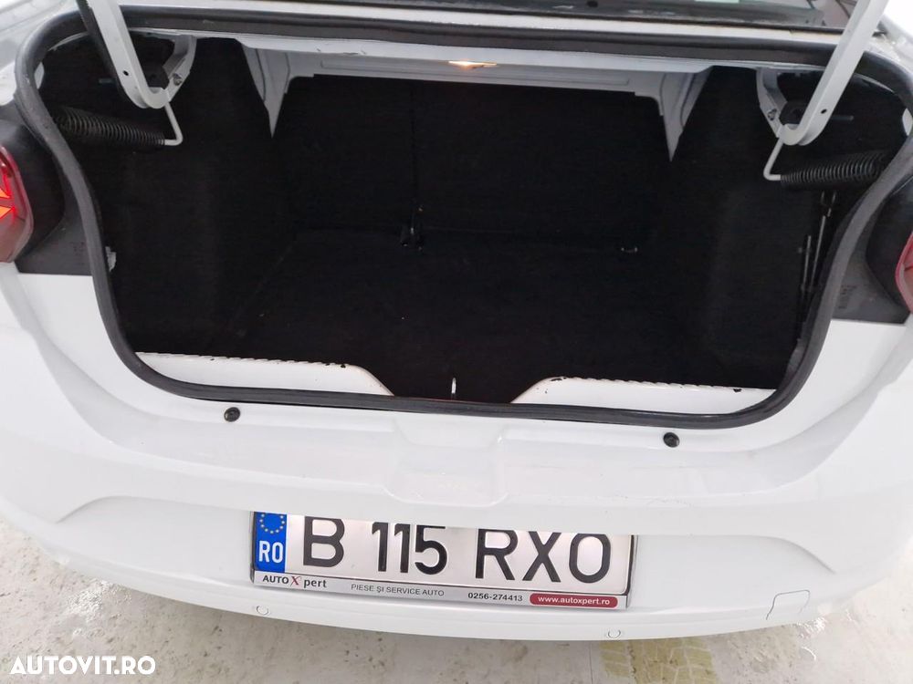 Dacia Logan TCe 90 MT6 Comfort - 6