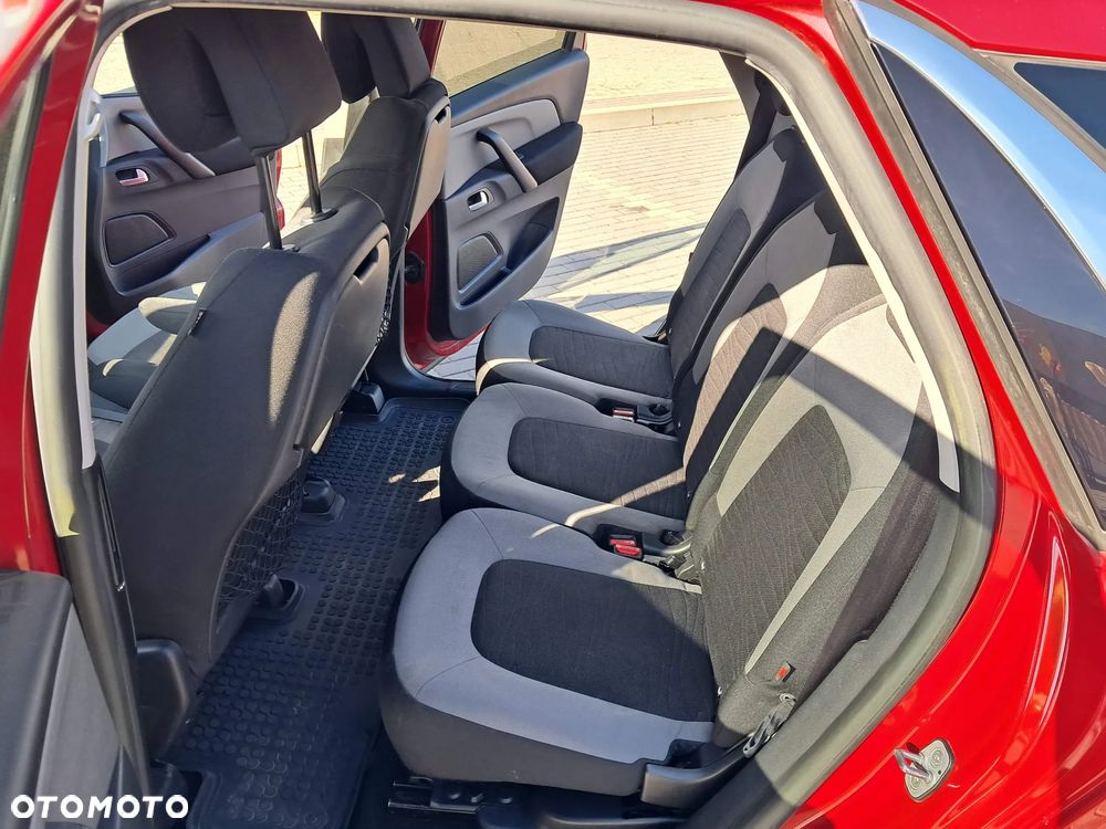 Citroën C4 Picasso 1.6 e-HDi Intensive - 22