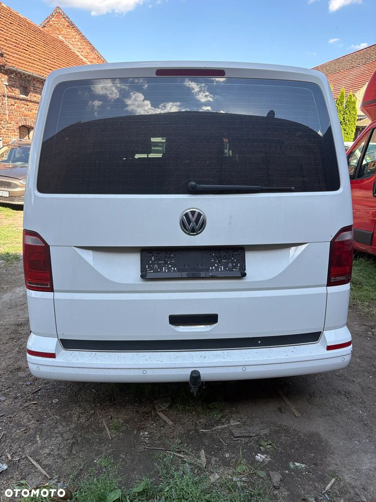 Volkswagen Multivan - 7