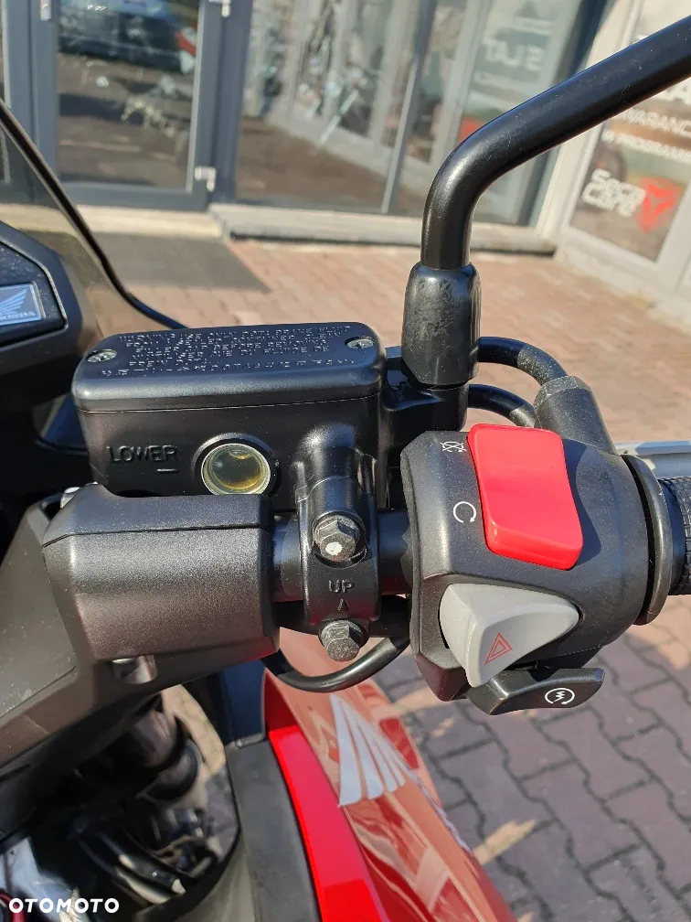 Honda VFR - 9