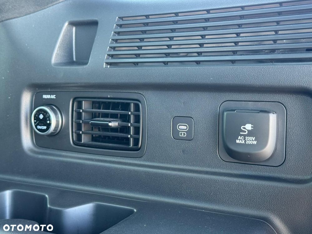 Hyundai Santa Fe 1.6 T-GDI HEV Calligraphy 4WD 6os - 32