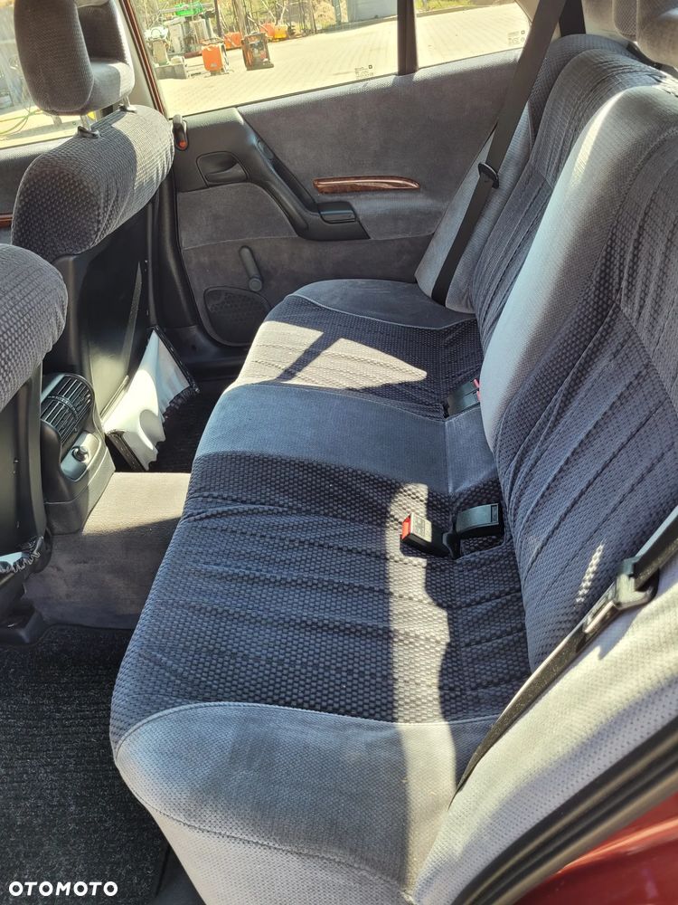 Opel Omega 2.0 CD - 17