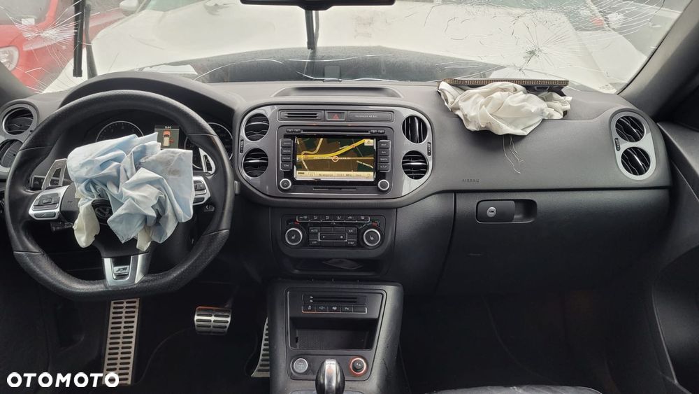 Volkswagen Tiguan 2.0 TSI 4Motion DSG Exclusive - 10