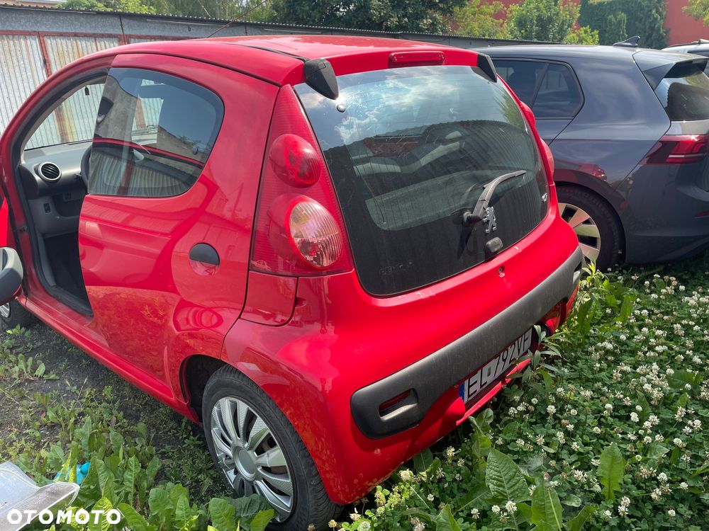 Peugeot 107 - 6
