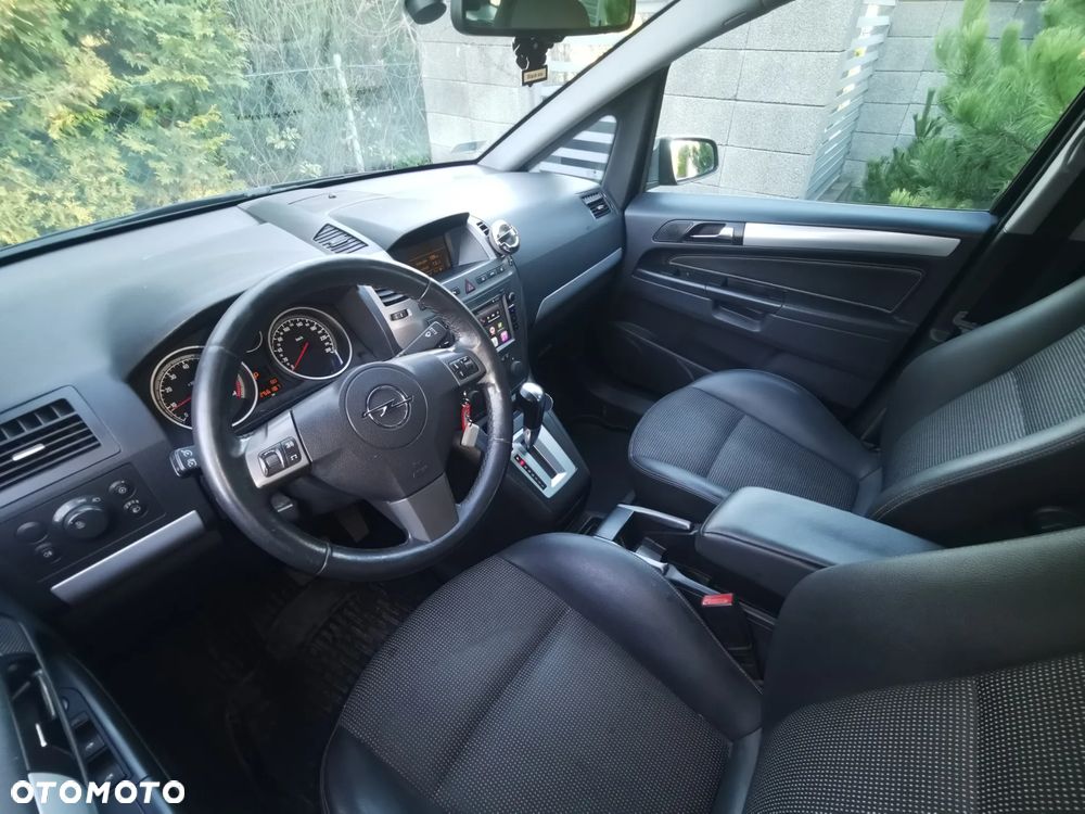 Opel Zafira 2.2 Elegance - 14