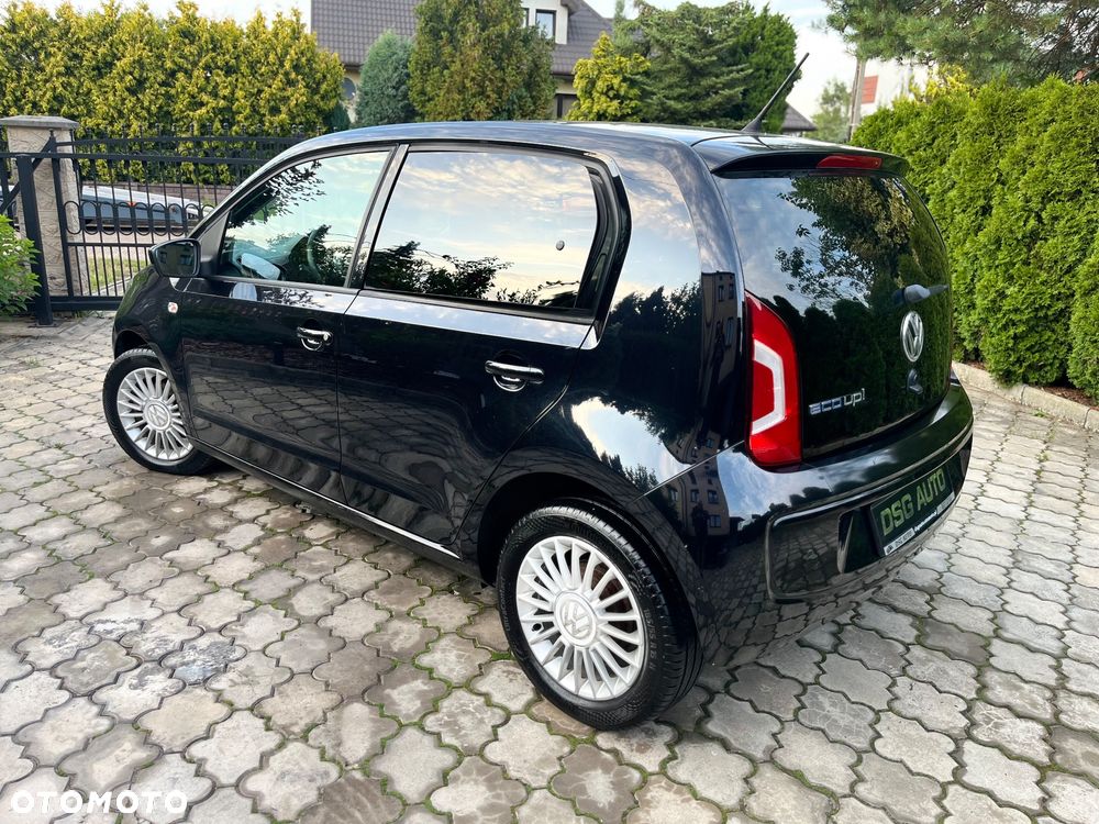 Volkswagen up! - 5