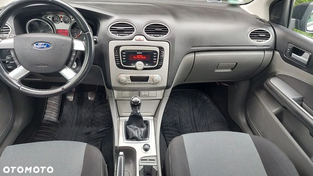 Ford Focus - 10