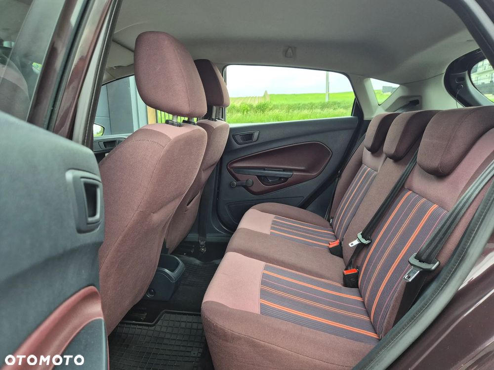 Ford Fiesta 1.25 Trend - 10