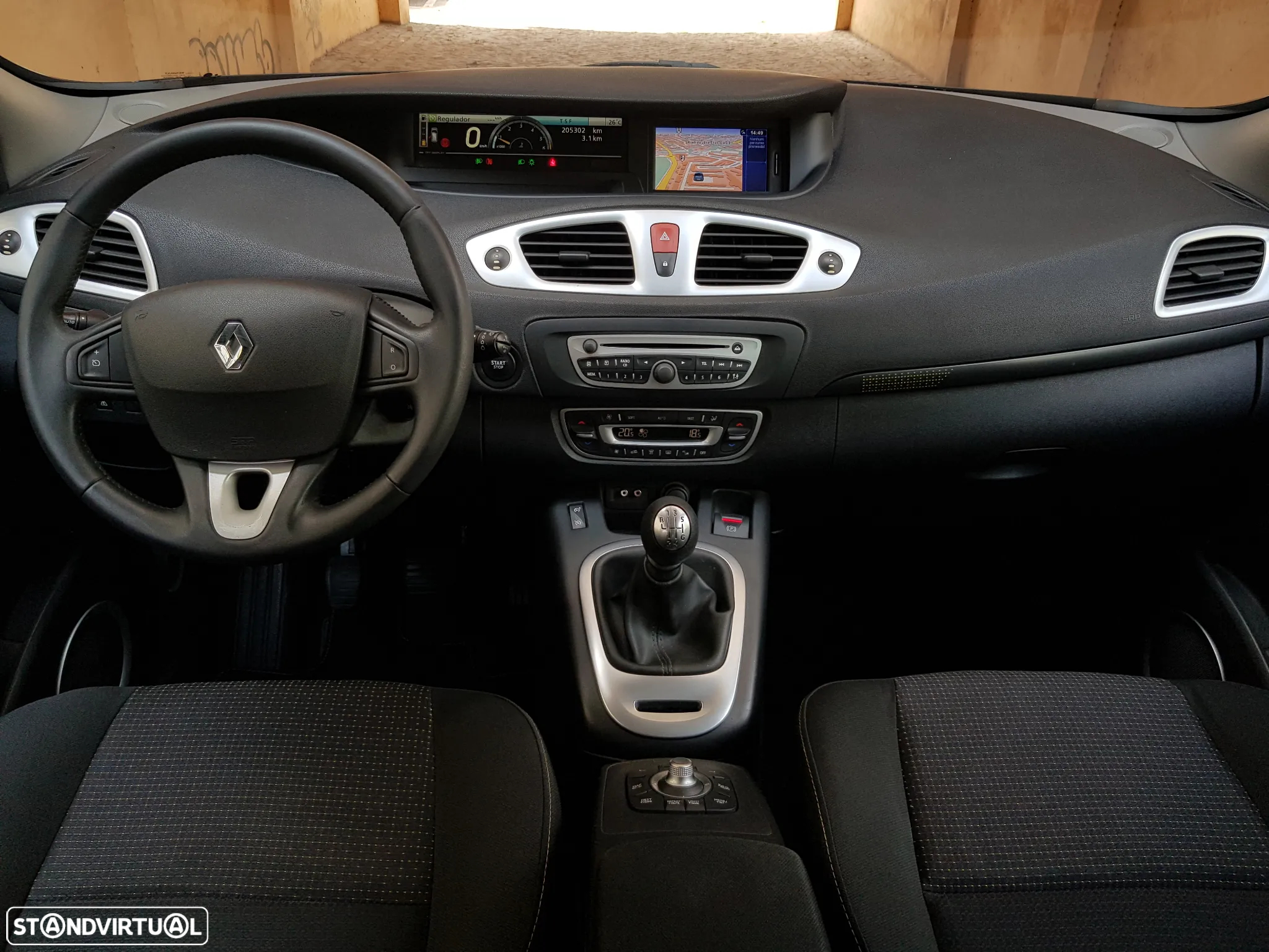 Renault Scénic 1.5 dCi Dynamique S - 13