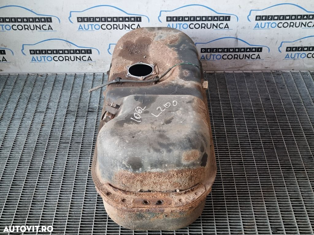 Rezervor combustibil Mitsubishi L200 Facelift 2.5 Diesel 2010 - 2015 4D56 SUV 4 Usi (1062) - 3