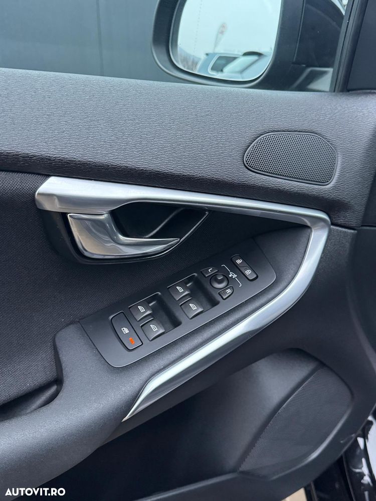Volvo V40 - 19