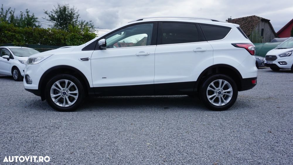 Ford Kuga 1.5 EcoBoost 4x4 Aut. Titanium - 2