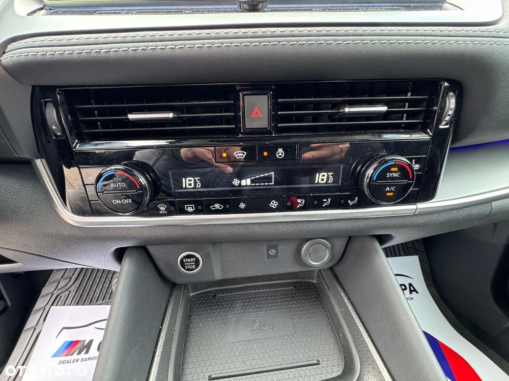 Nissan Qashqai 1.3 DIG-T N-Connecta DCT - 19