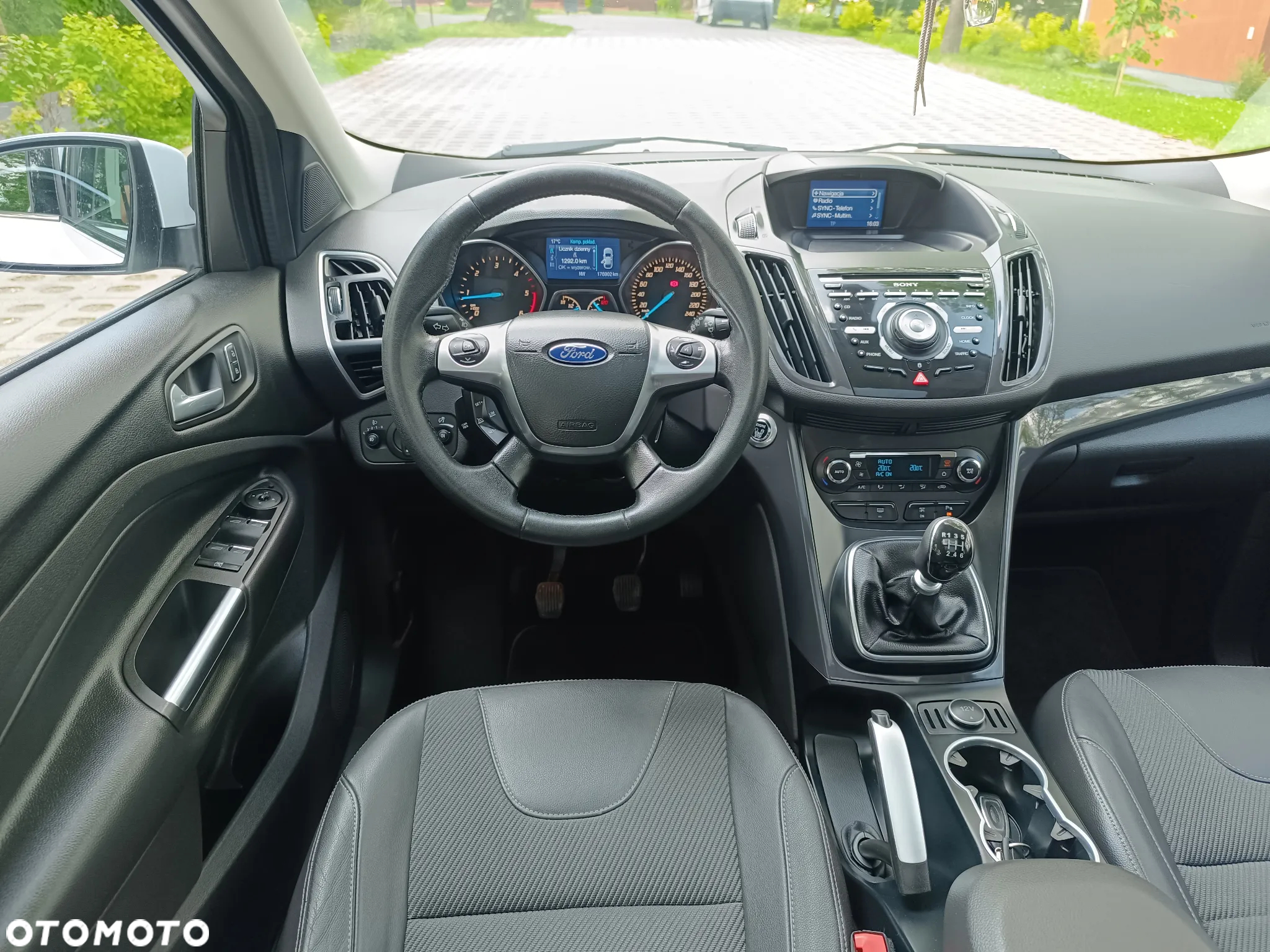 Ford Kuga 2.0 TDCi 2x4 Titanium - 7