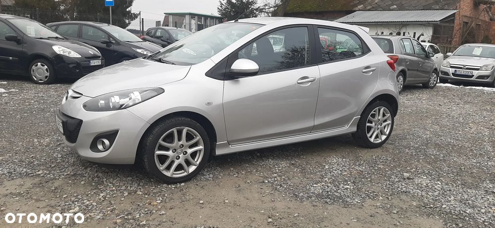 Mazda 2 - 4
