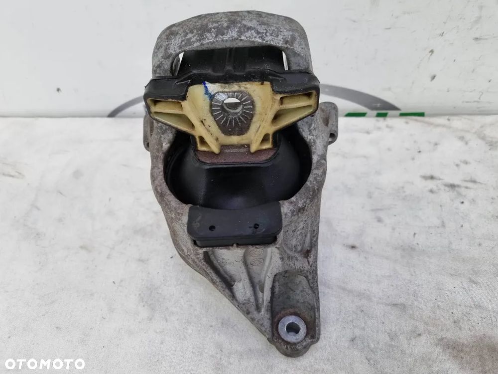 AUDI A4 A5 8W PODUSZKA SILNIKA LEWA PRAWA 8W0199371CR 8W0199372CR - 6