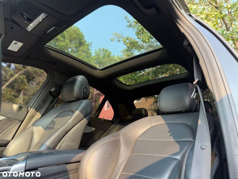 Mercedes-Benz Klasa C 300 9G-TRONIC - 18