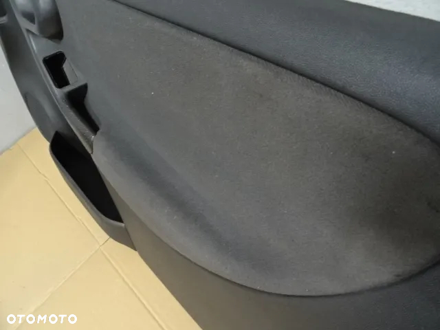 BOCZEK BOCZKI DRZWI OPEL CORSA C HB 3D NR468 - 4