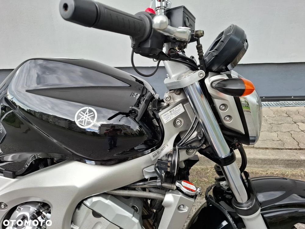 Yamaha FZ6 - 7