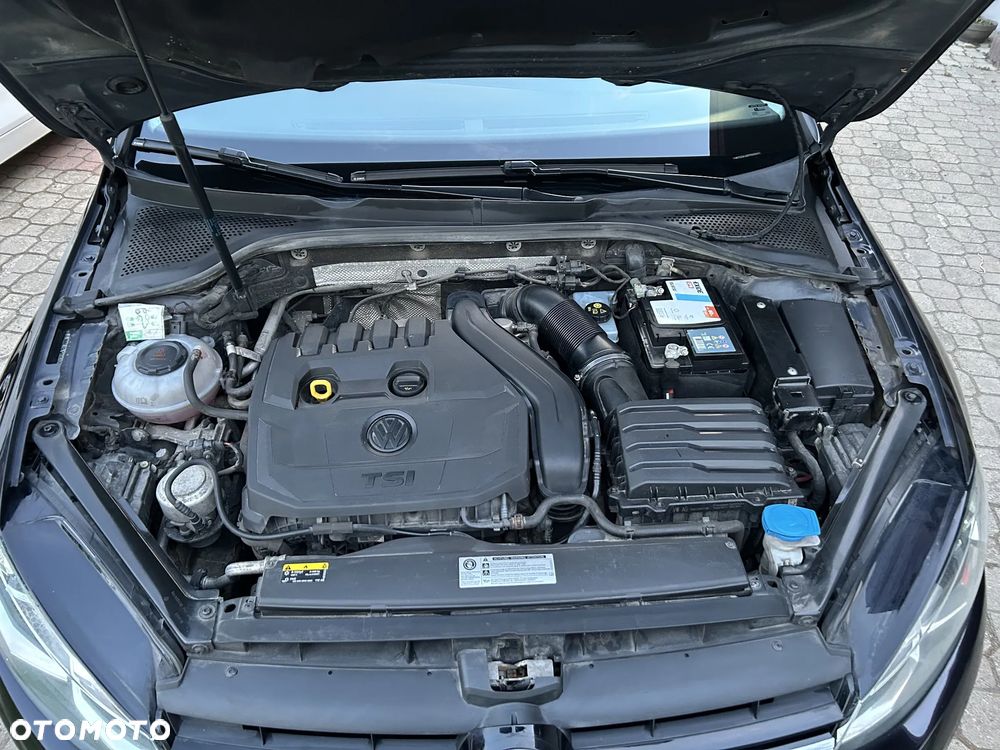 Volkswagen Golf 1.5 TSI BMT Evo Comfortline - 17