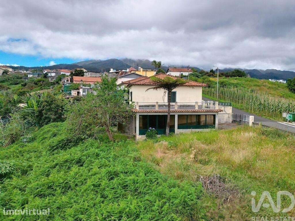 Casa / Villa T2 em Santana de 2890,00 m2 - Grande imagem: 2/30