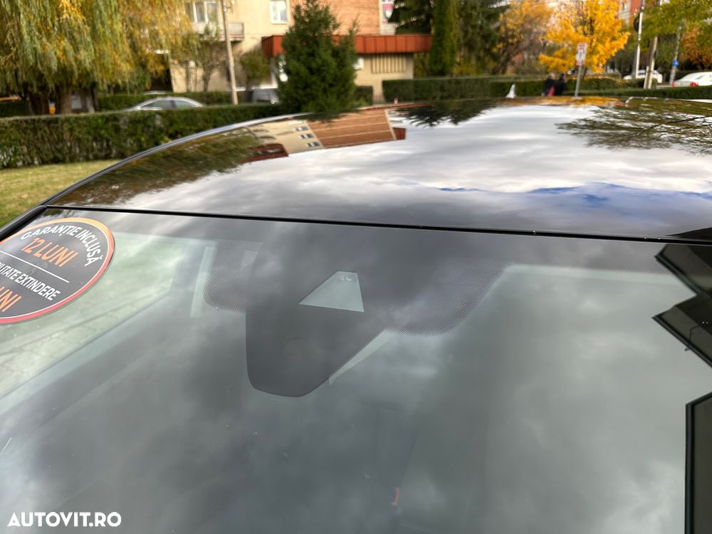 Volkswagen Golf 2.0 TDI SCR - 11