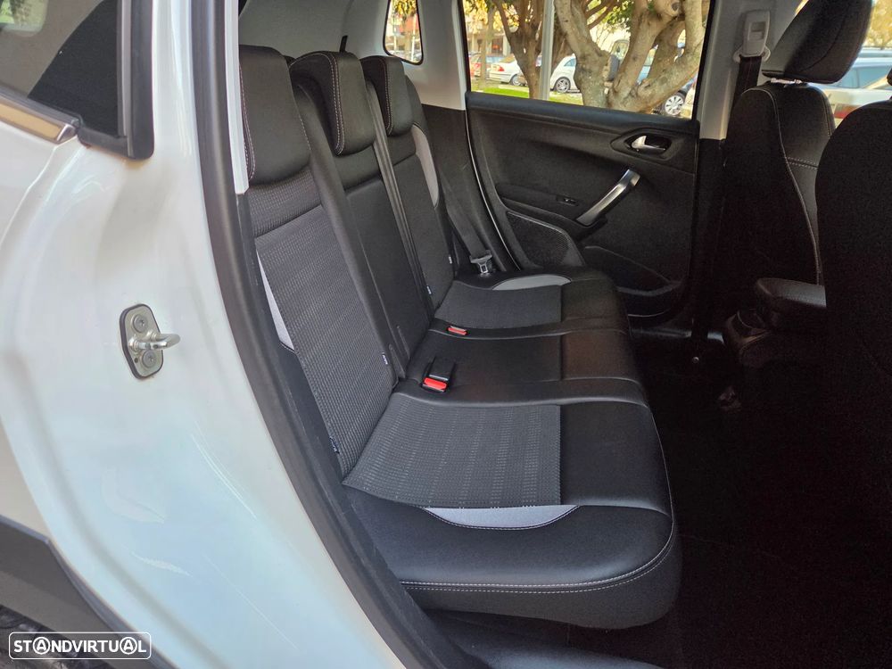 Peugeot 2008 PureTech 110 GPF Stop&Start EAT6 Crossway - 24