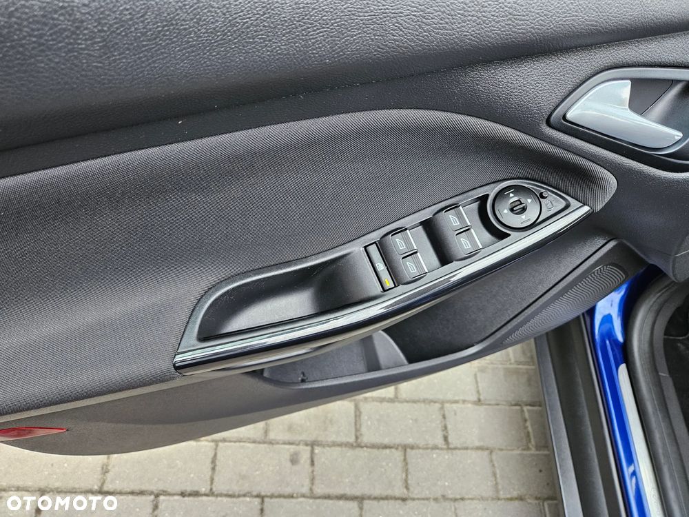 Ford Focus 1.5 TDCi Titanium - 19