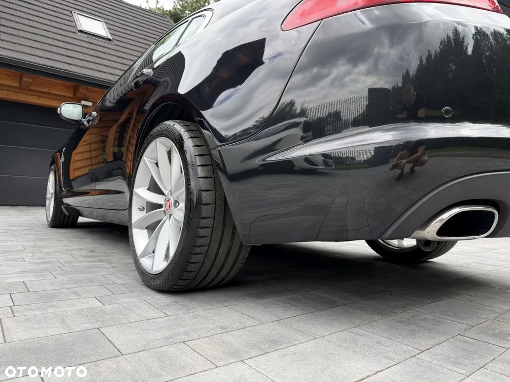 Jaguar XF 4.2 SV8 - 10