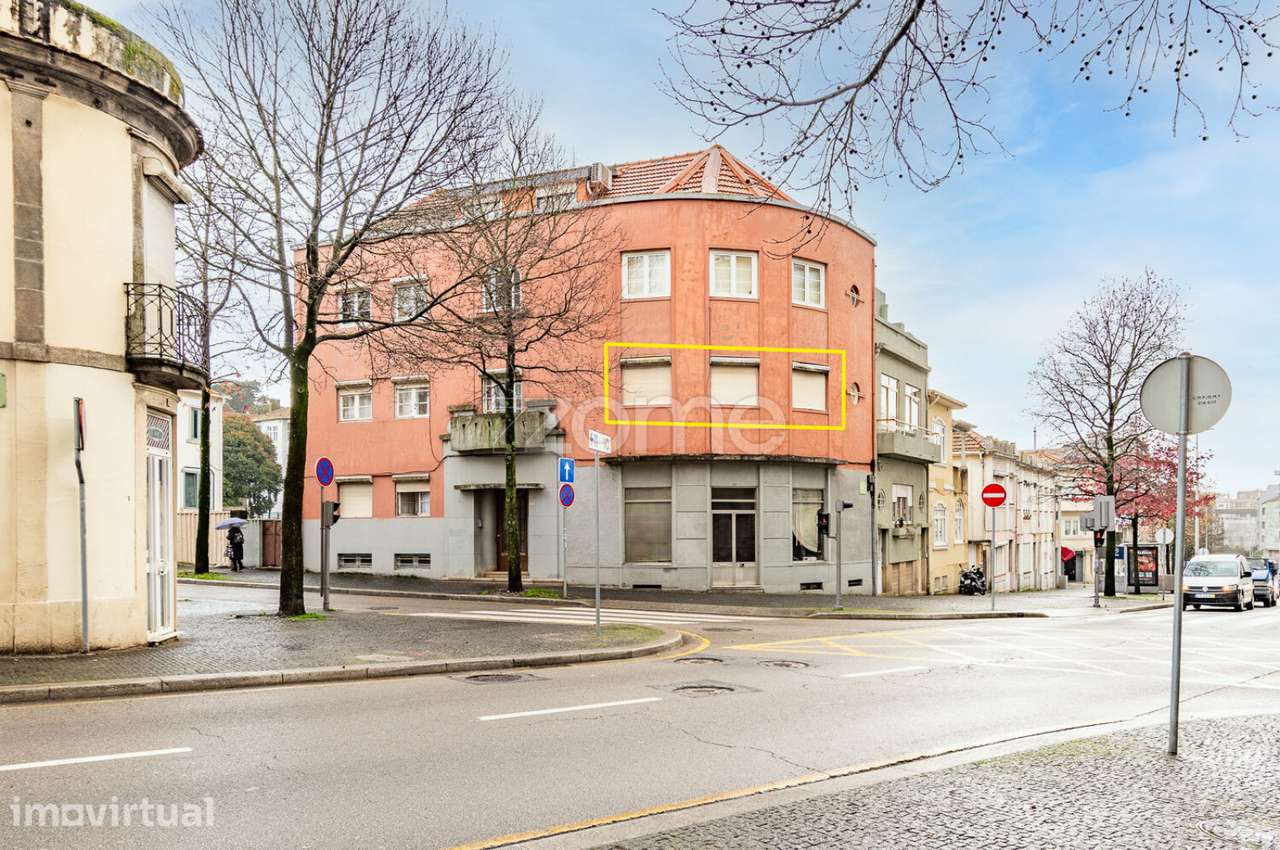 T2 + T1 Centro do Porto - INVESTIMENTO – pohled 4