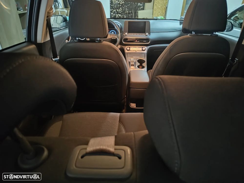 Hyundai Kauai - 12