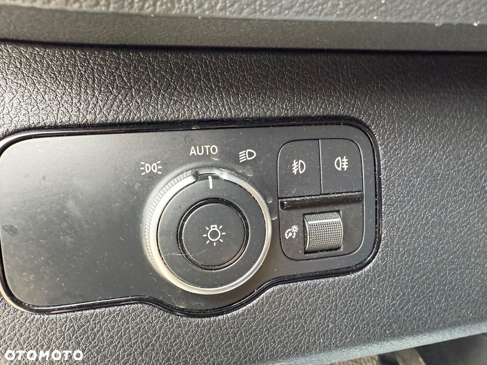 Mercedes-Benz Sprinter 319 Maxi 9G-Tronic - 17