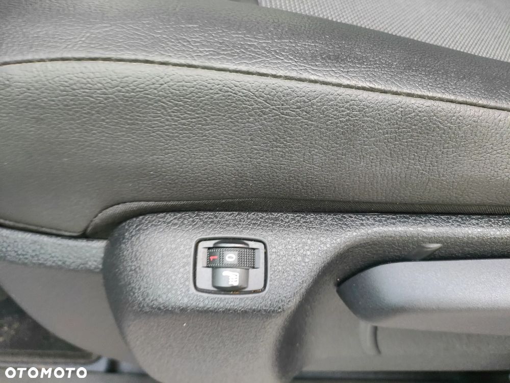 Peugeot EXPERT 2020r 1,5HDI 120KM L2H1EURO 6 CENA BRUTTO VAT 23% - 19
