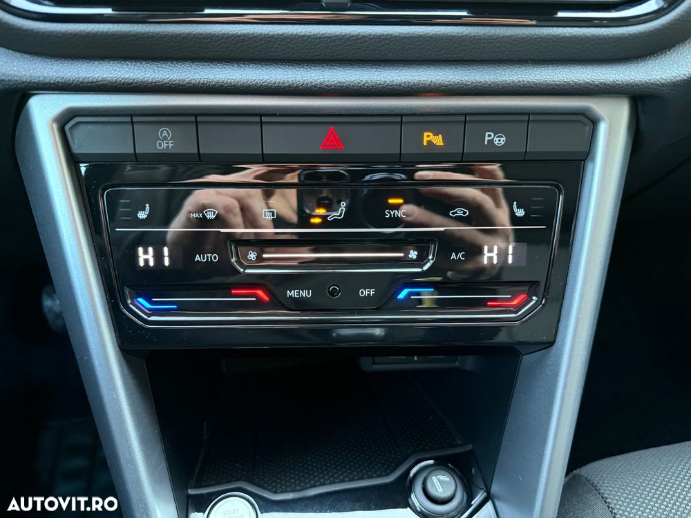 Volkswagen T-Roc 2.0 TDI SCR Life - 23