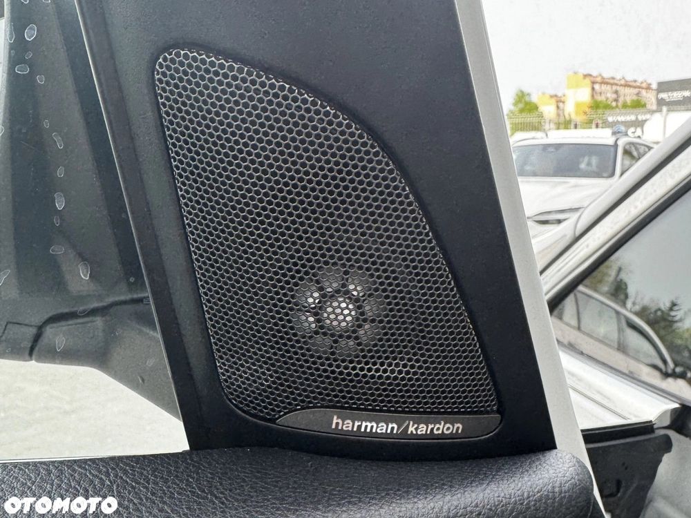 BMW Seria 2 216d - 10