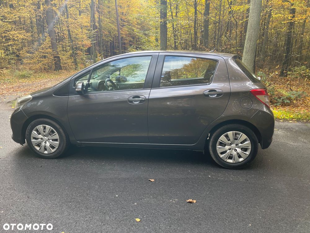 Toyota Yaris - 8