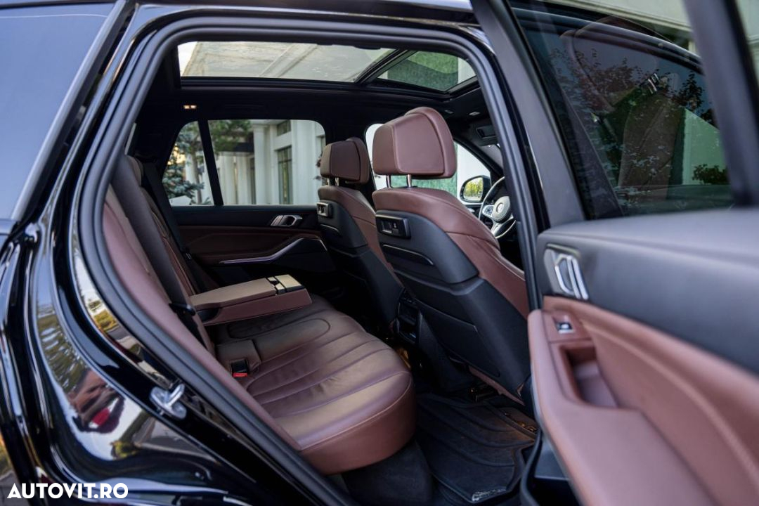 BMW X5 M M50d - 11