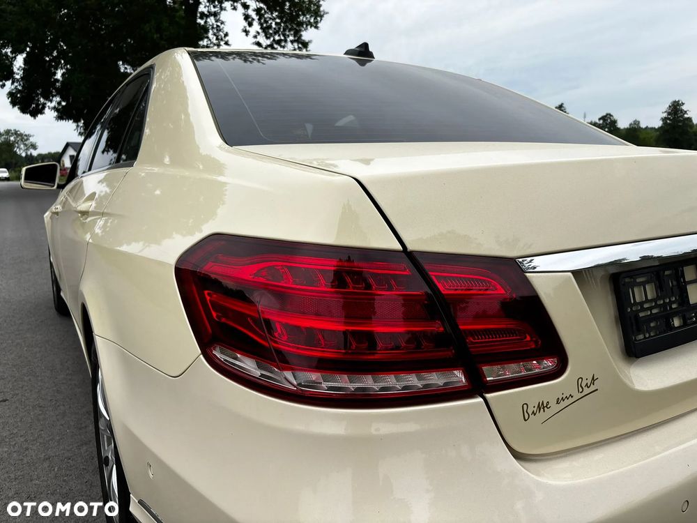 Mercedes-Benz Klasa E 220 BlueTEC 4Matic 7G-TRONIC Edition - 14