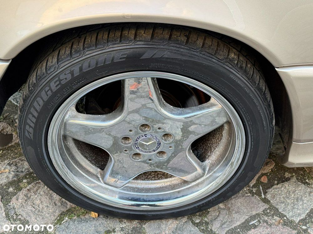 Mercedes-Benz SL 500 - 18